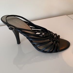 BeautifulSexy and sophisticated Nine West Black shoes. NewWOTags